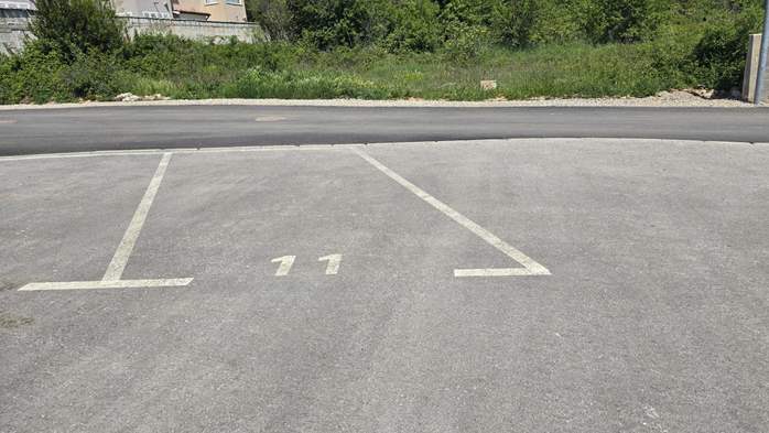 Newly built modern apartment in Medulin for 6 people, 16