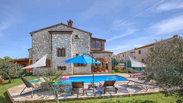 Traditional villa with private pool and kids playground, 4