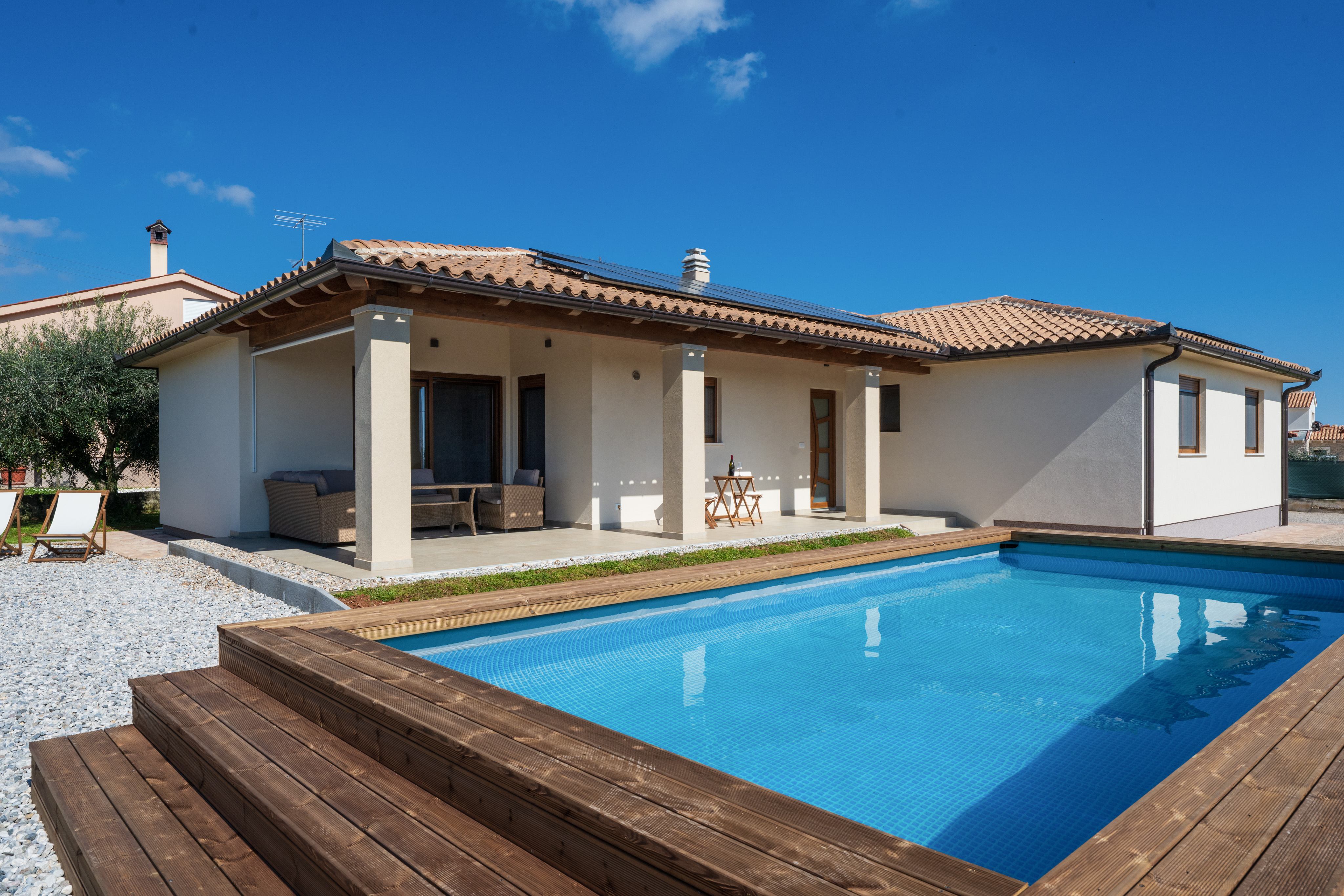 Una bella casa indipendente con jacuzzi e piscina
