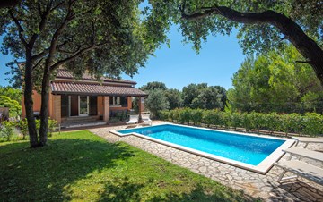 Villa in Medulin mit beheiztem Pool, für 8 Personen