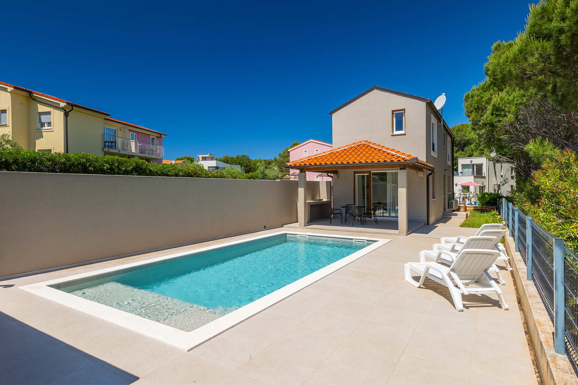 Villa urbana a Premantura vicino alla spiaggia