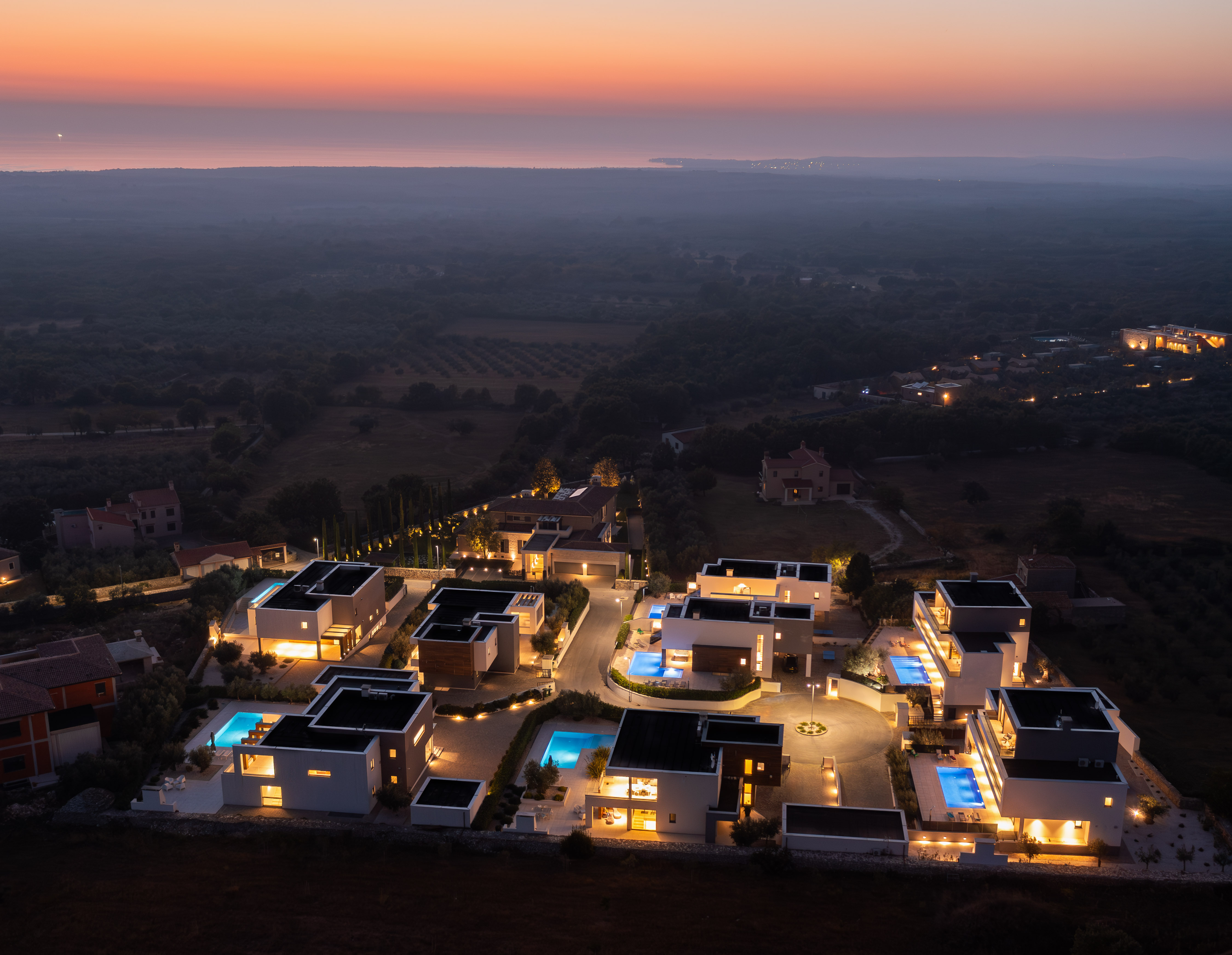 Lussuosa villa per 12 persone, piscina e sauna finlandese