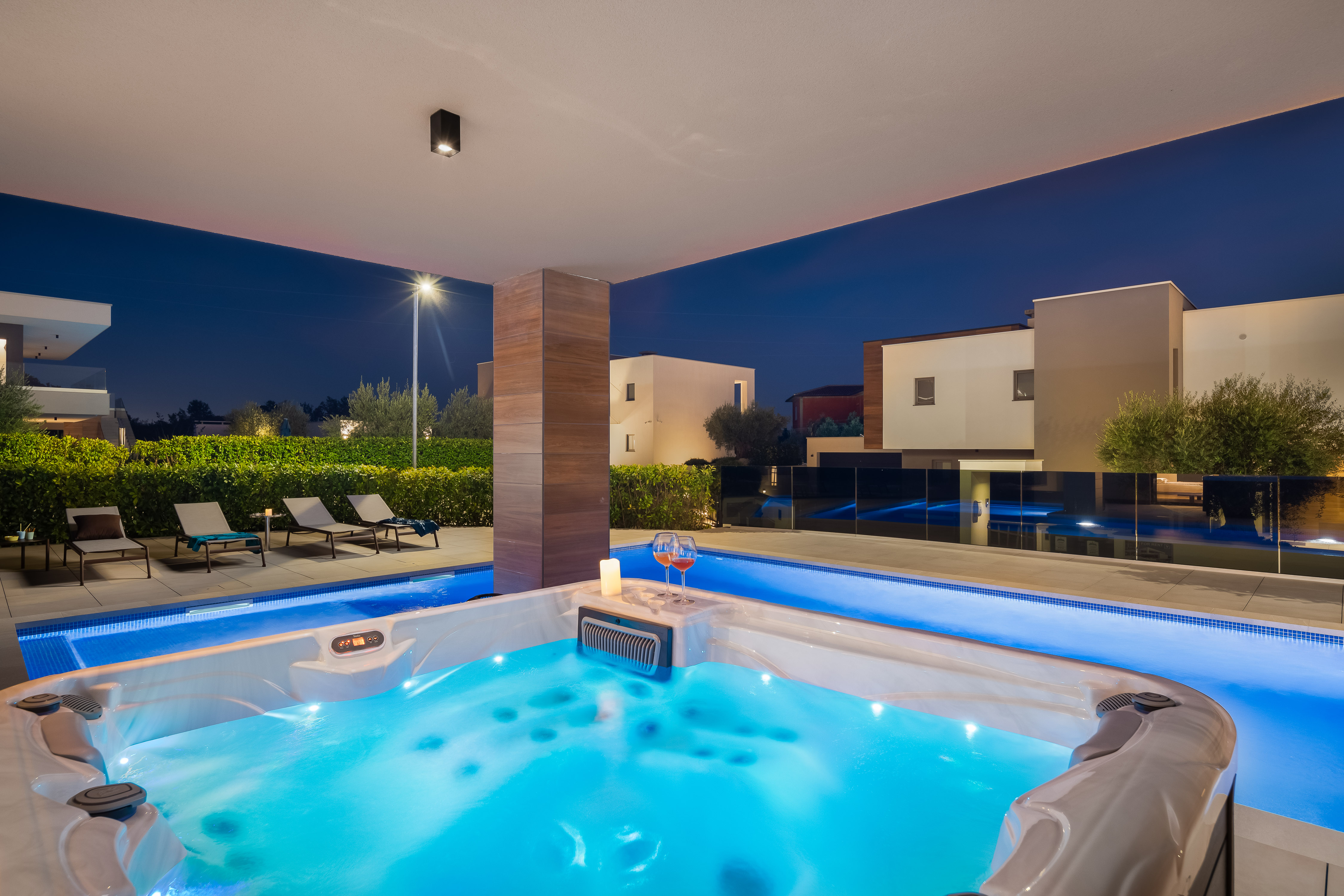 Lussuosa villa per 12 persone, piscina e sauna finlandese