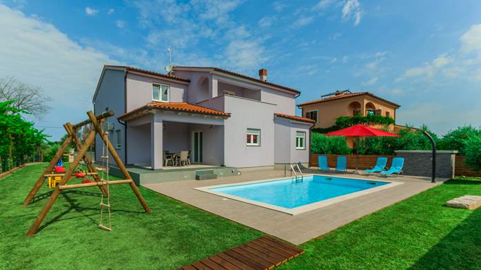Villa Tea with swimming pool and playground for children, 1
