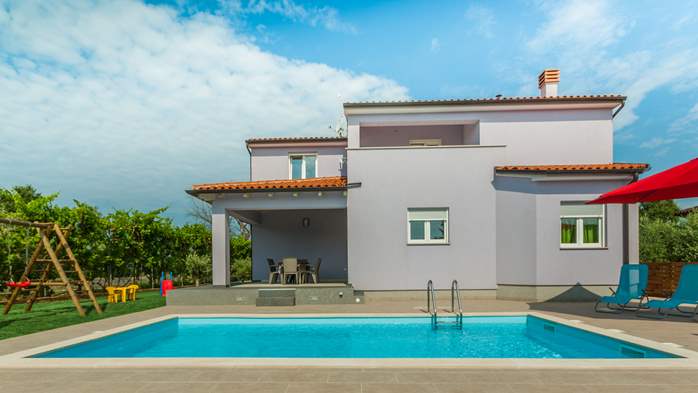 Villa Tea with swimming pool and playground for children, 2
