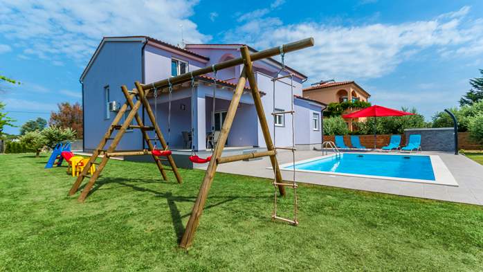 Villa Tea mit Schwimmbad und Spielplatz für Kinder, 6