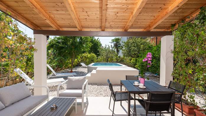 Villa Alis for three people with outdoor pool, 4