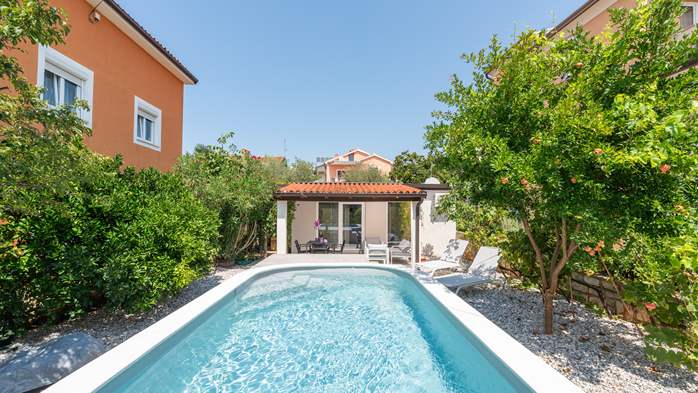 Villa Alis for three people with outdoor pool, 1