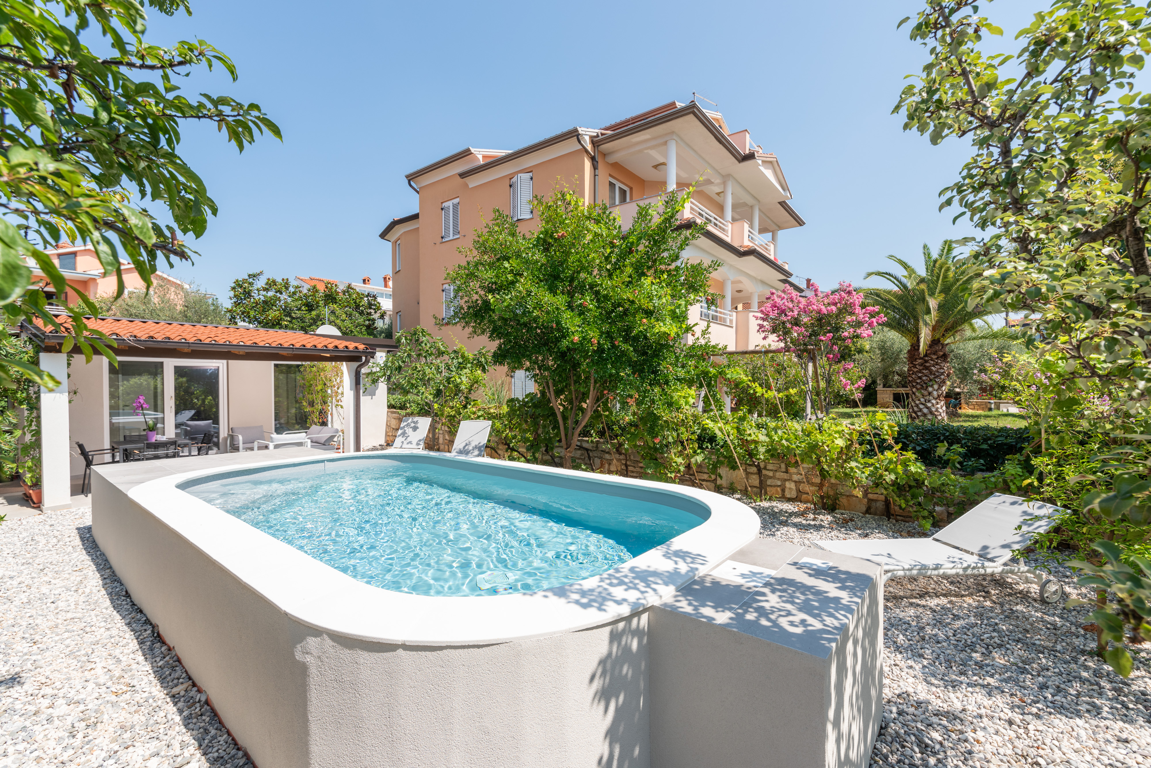 Villa Alis for three people with outdoor pool