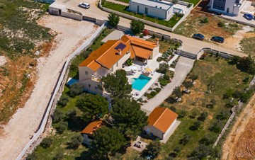 Villa Nirvana in Vodnjan for eight people