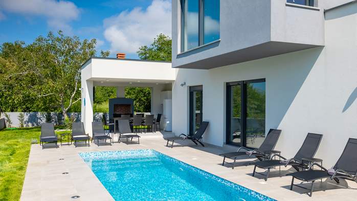 Modern Villa Vivre for 8 people with a private pool, 11