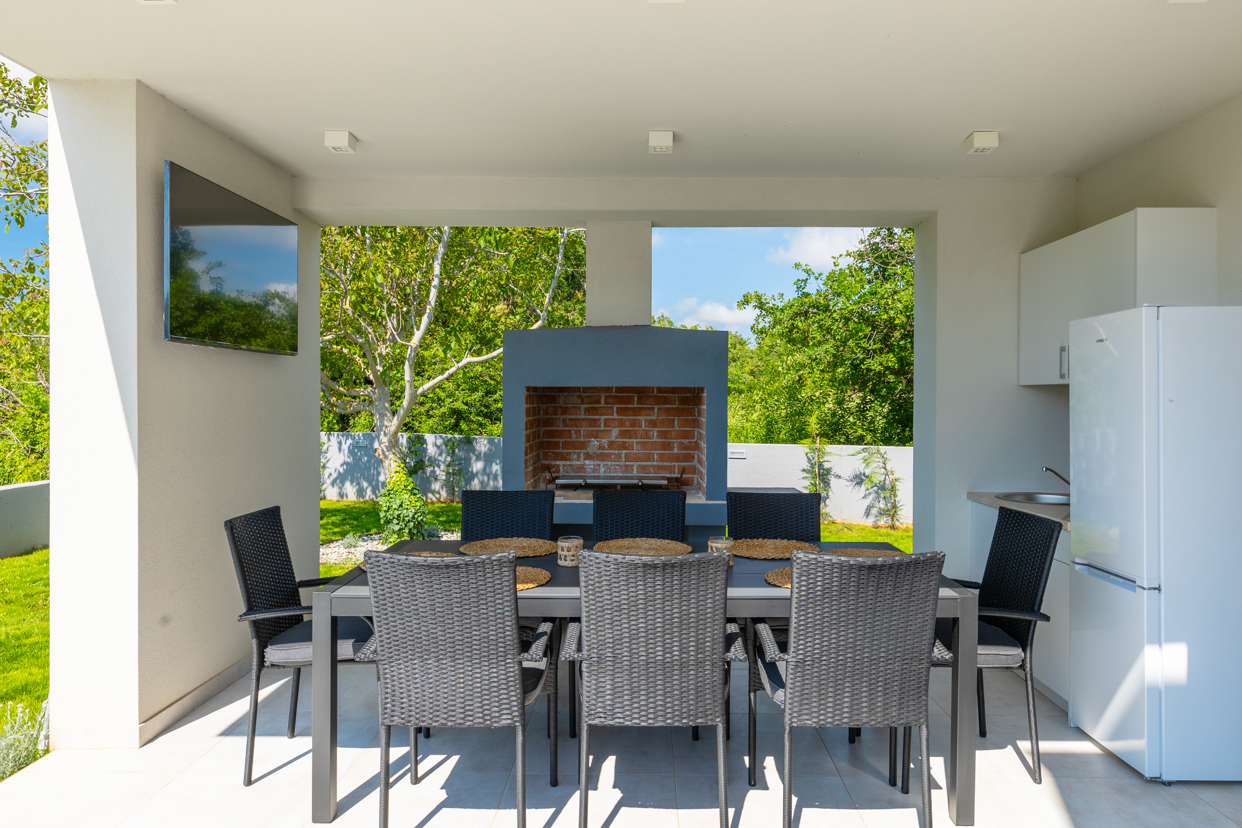 Das moderne Vila Vivre besteht aus 8 Zimmern mit privatem Pool