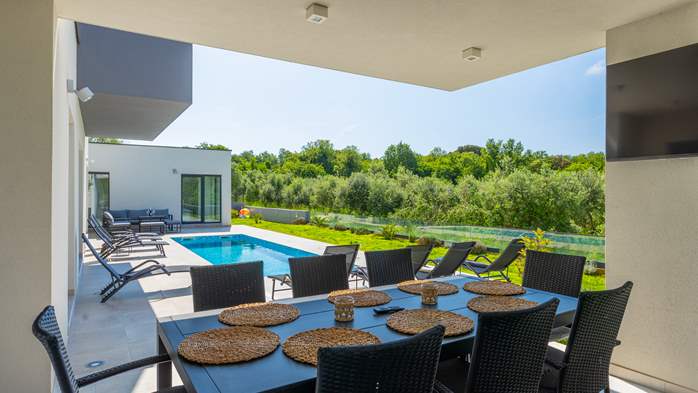 Das moderne Vila Vivre besteht aus 8 Zimmern mit privatem Pool, 14