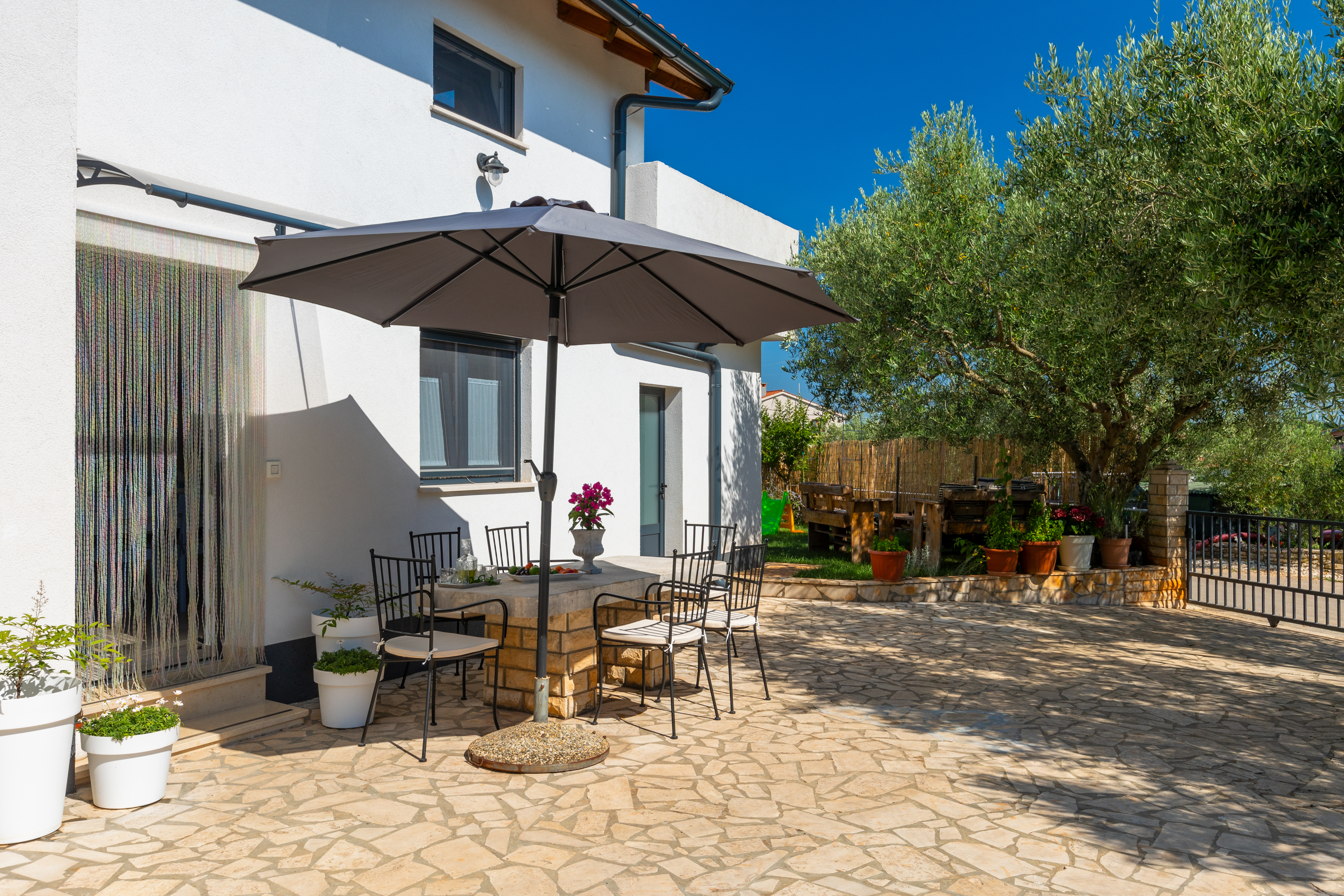 Casa familiare con giardino privato e vasca idromassaggio