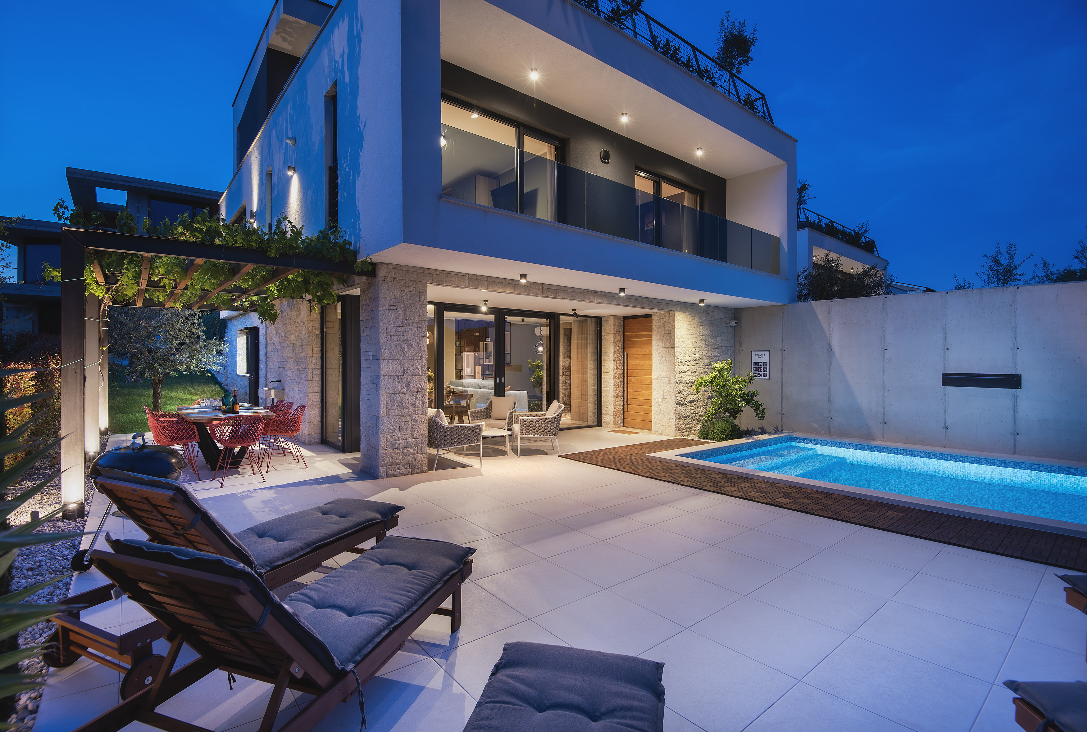 Modern Villa Maria Luisa in Pula for 8 people