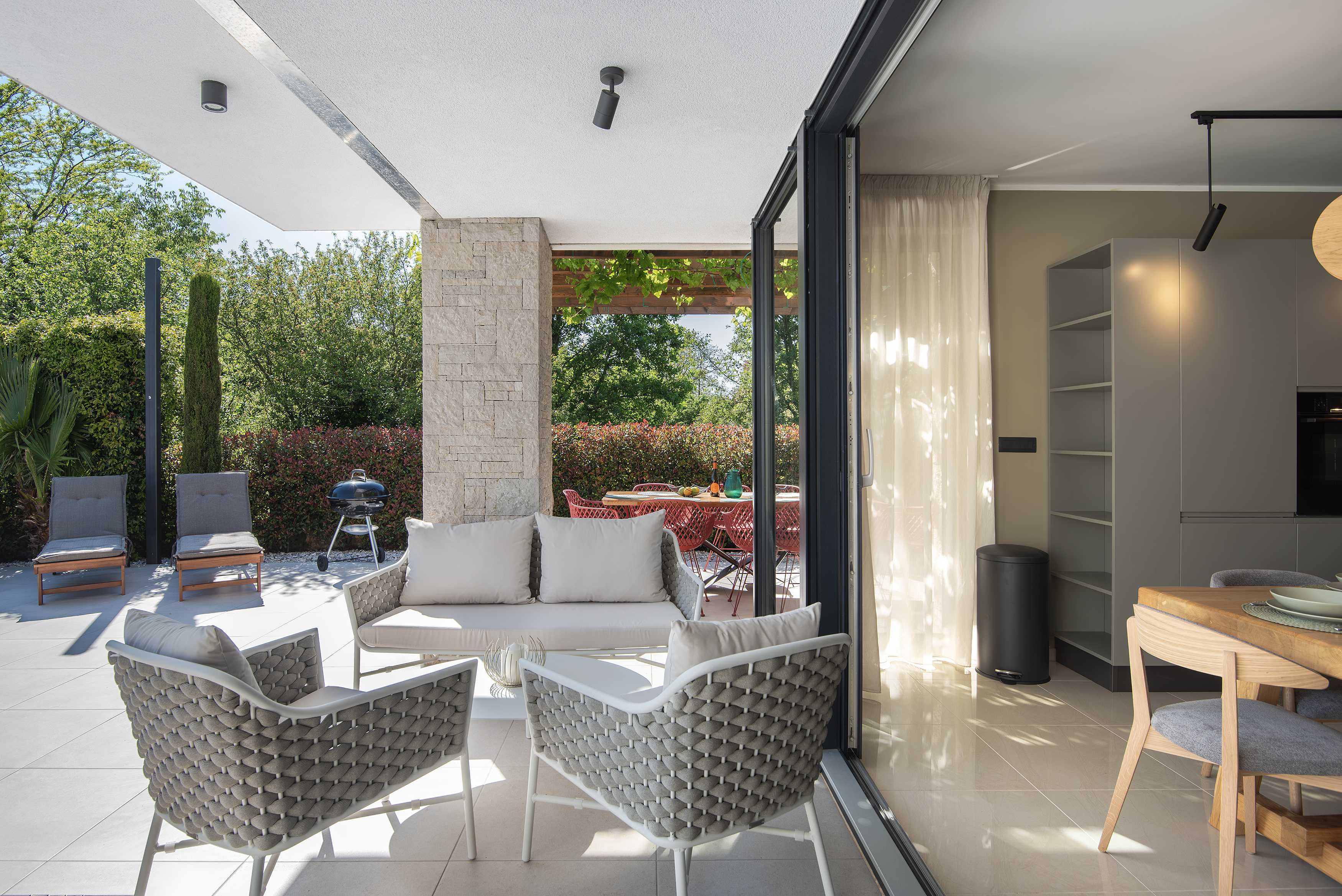 Modern Villa Maria Luisa in Pula for 8 people