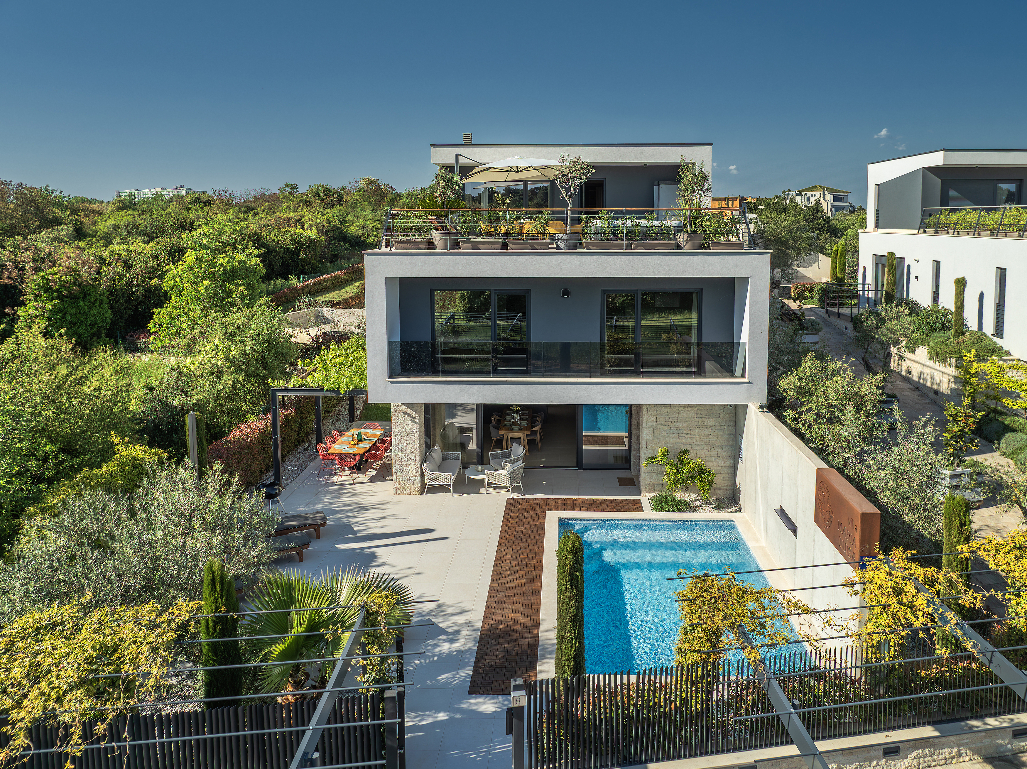 Modern Villa Maria Luisa in Pula for 8 people