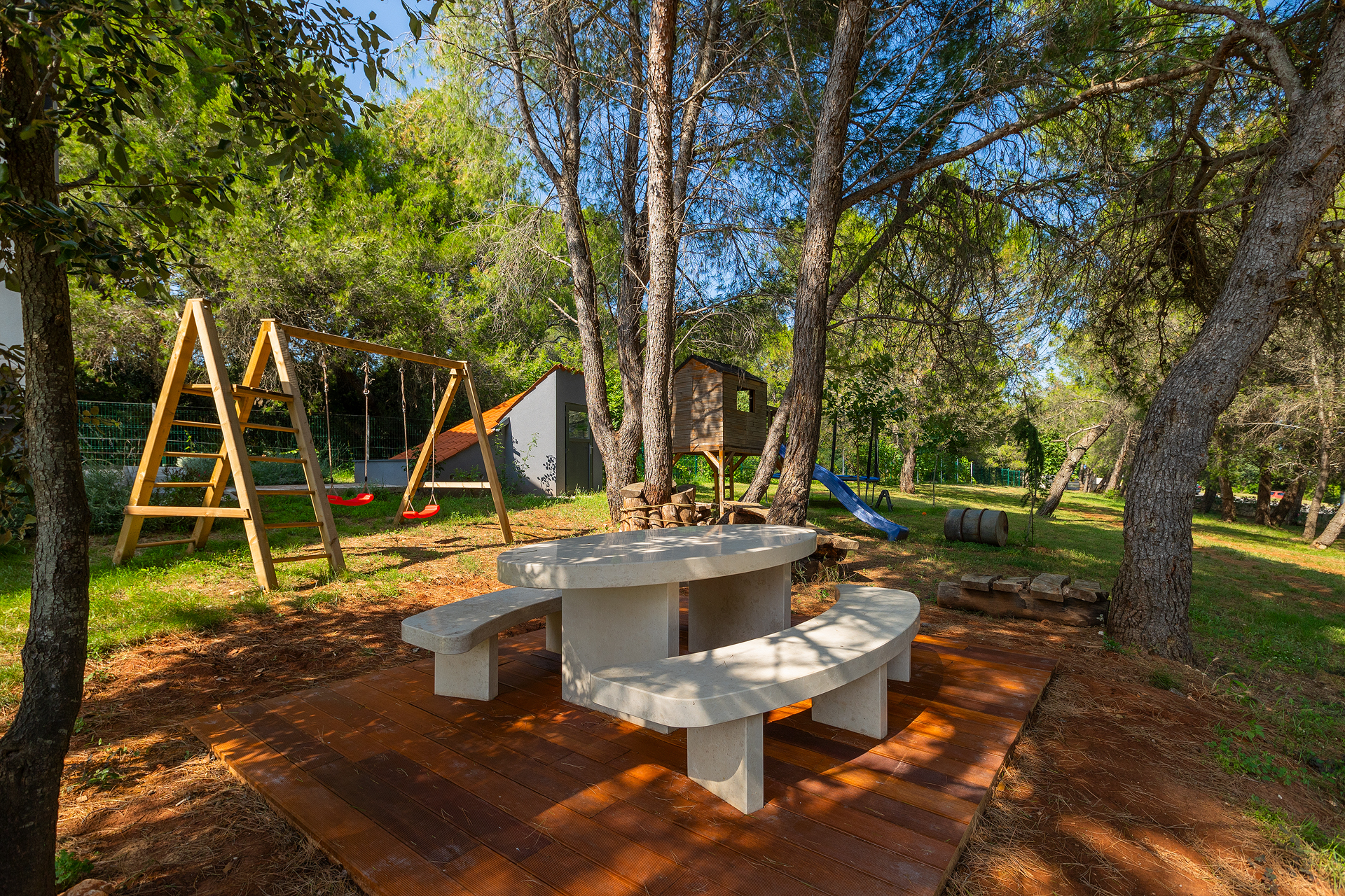 Prostrana obiteljska Villa s bazenom u Puli