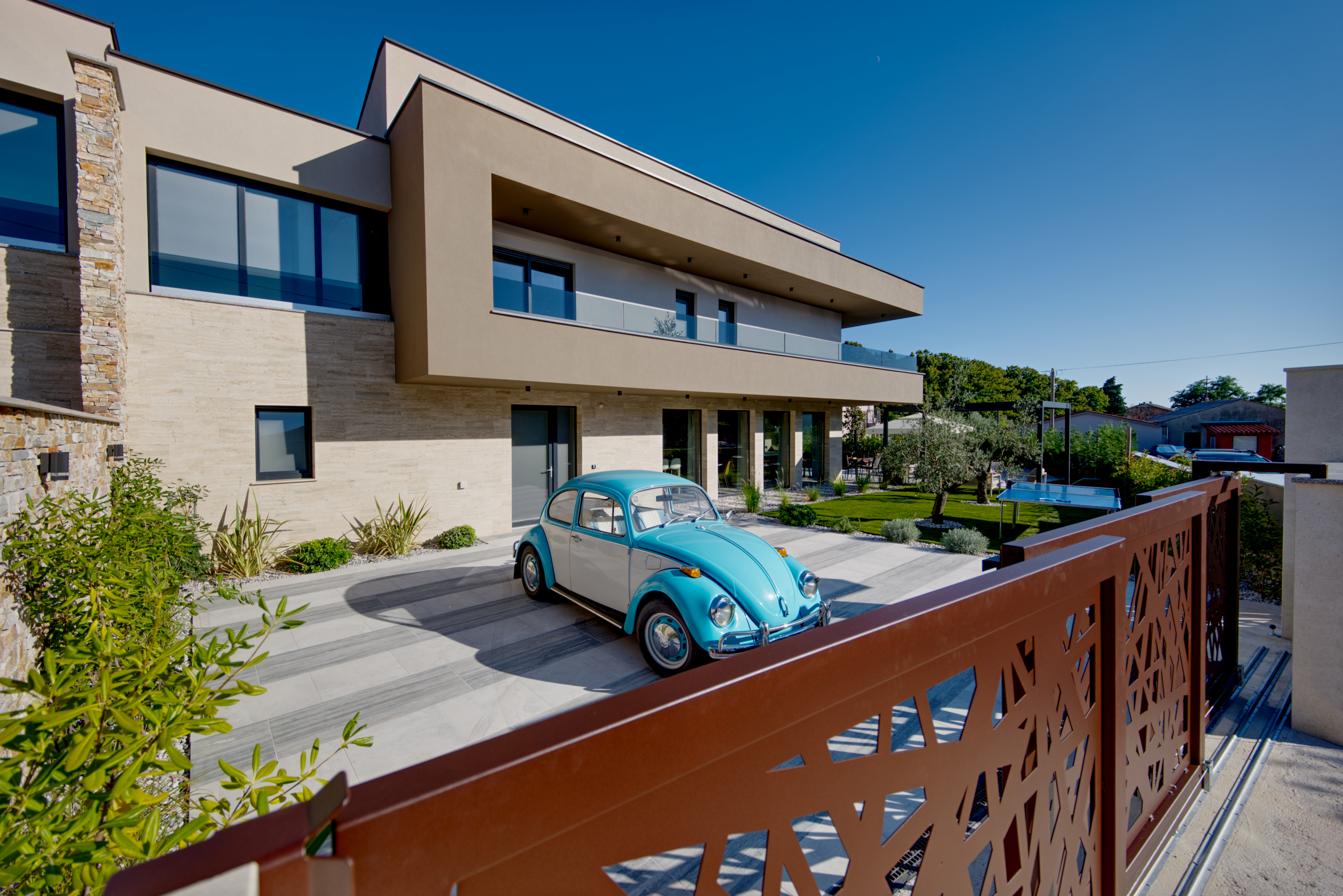 Moderna Villa Pieron per 8 persone