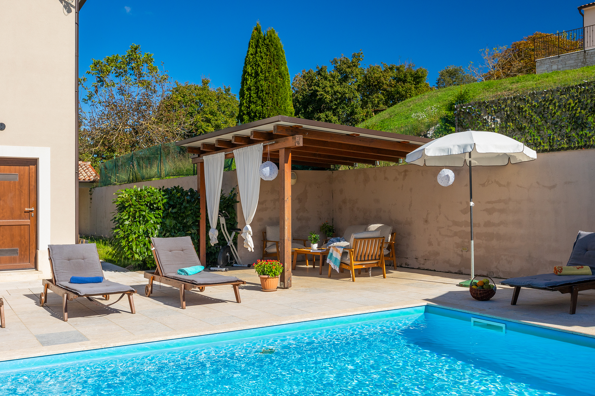Affascinante Villa Lasa con piscina per 6 persone