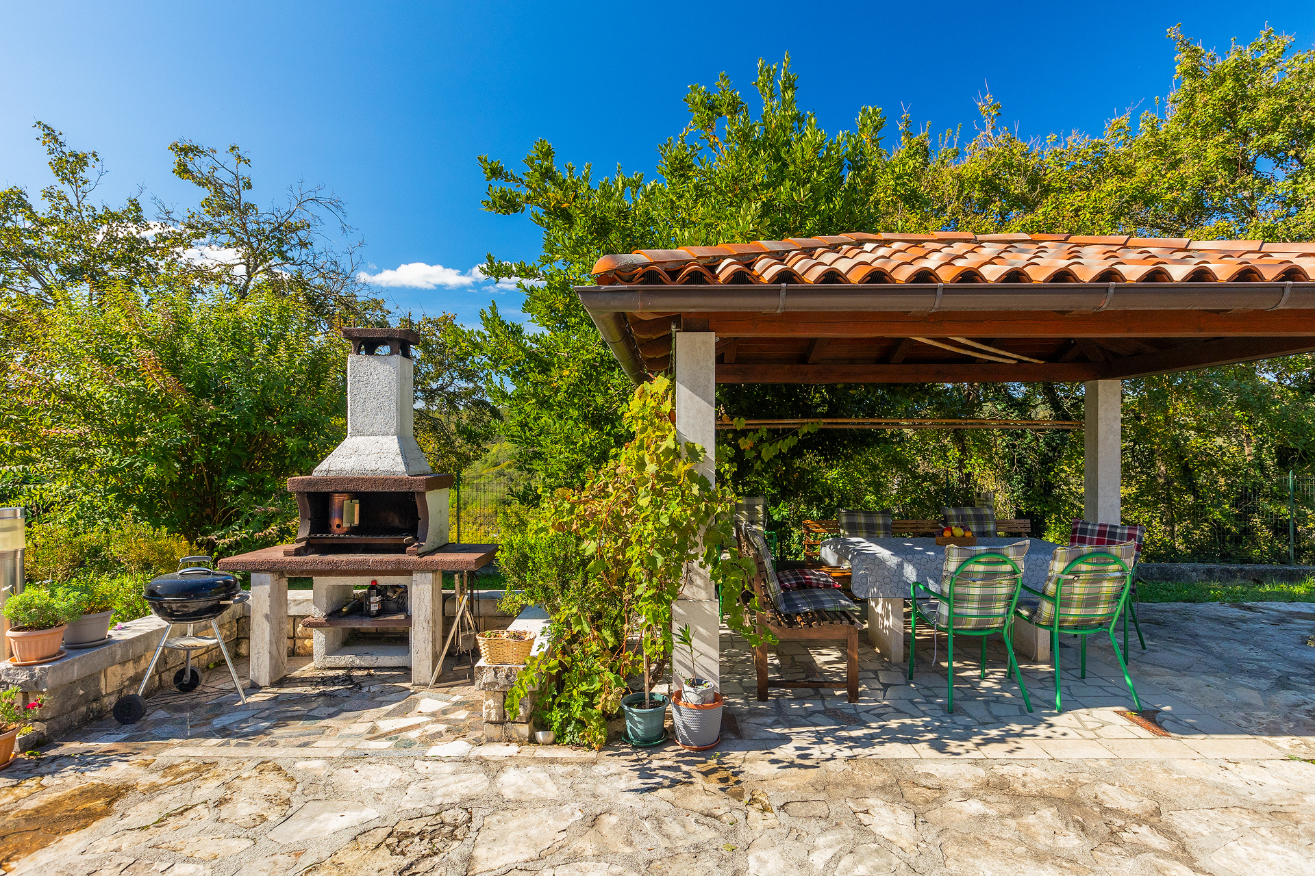 Affascinante Villa Lasa con piscina per 6 persone