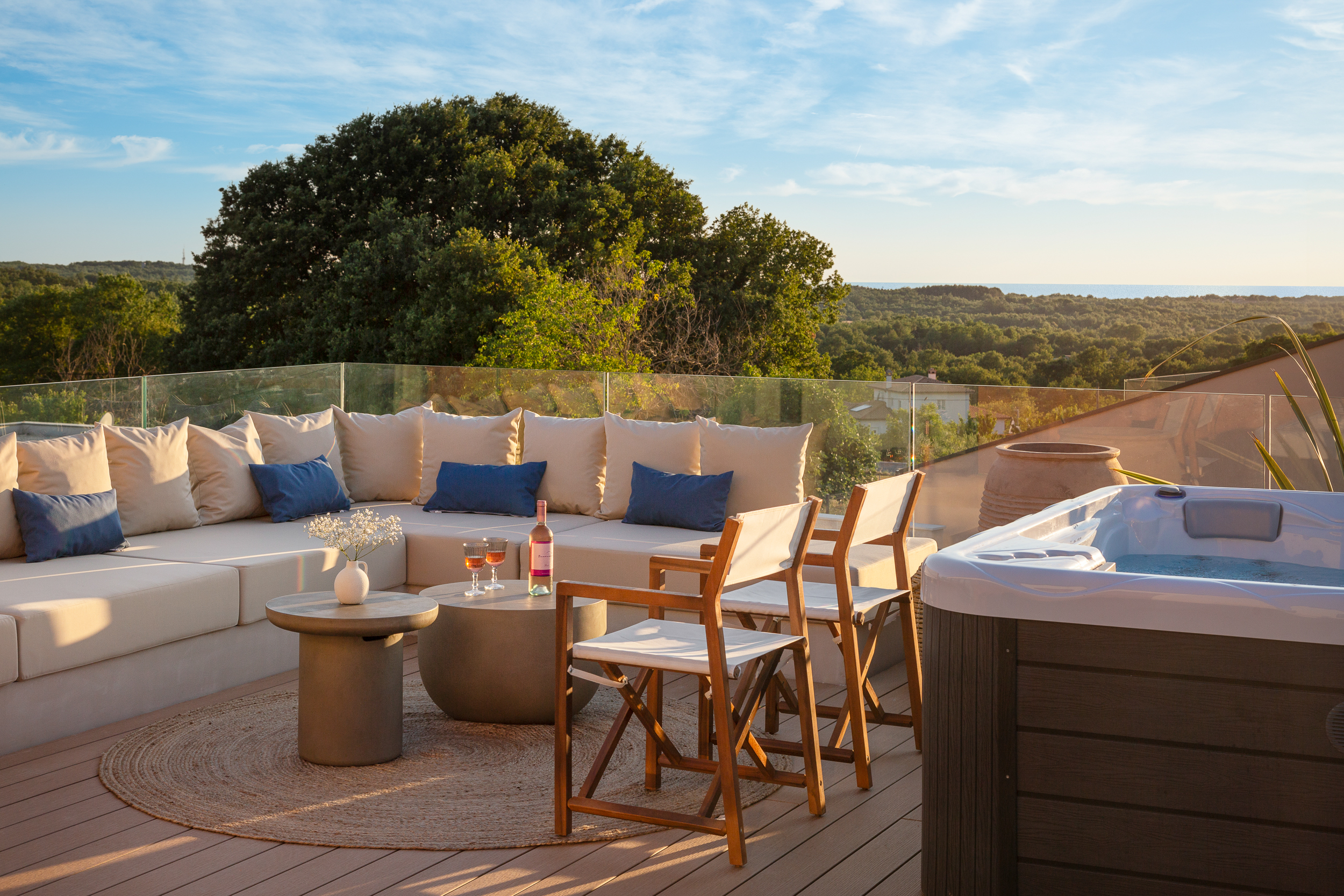 Casa Novita: heated infinity pool, sauna and sea view