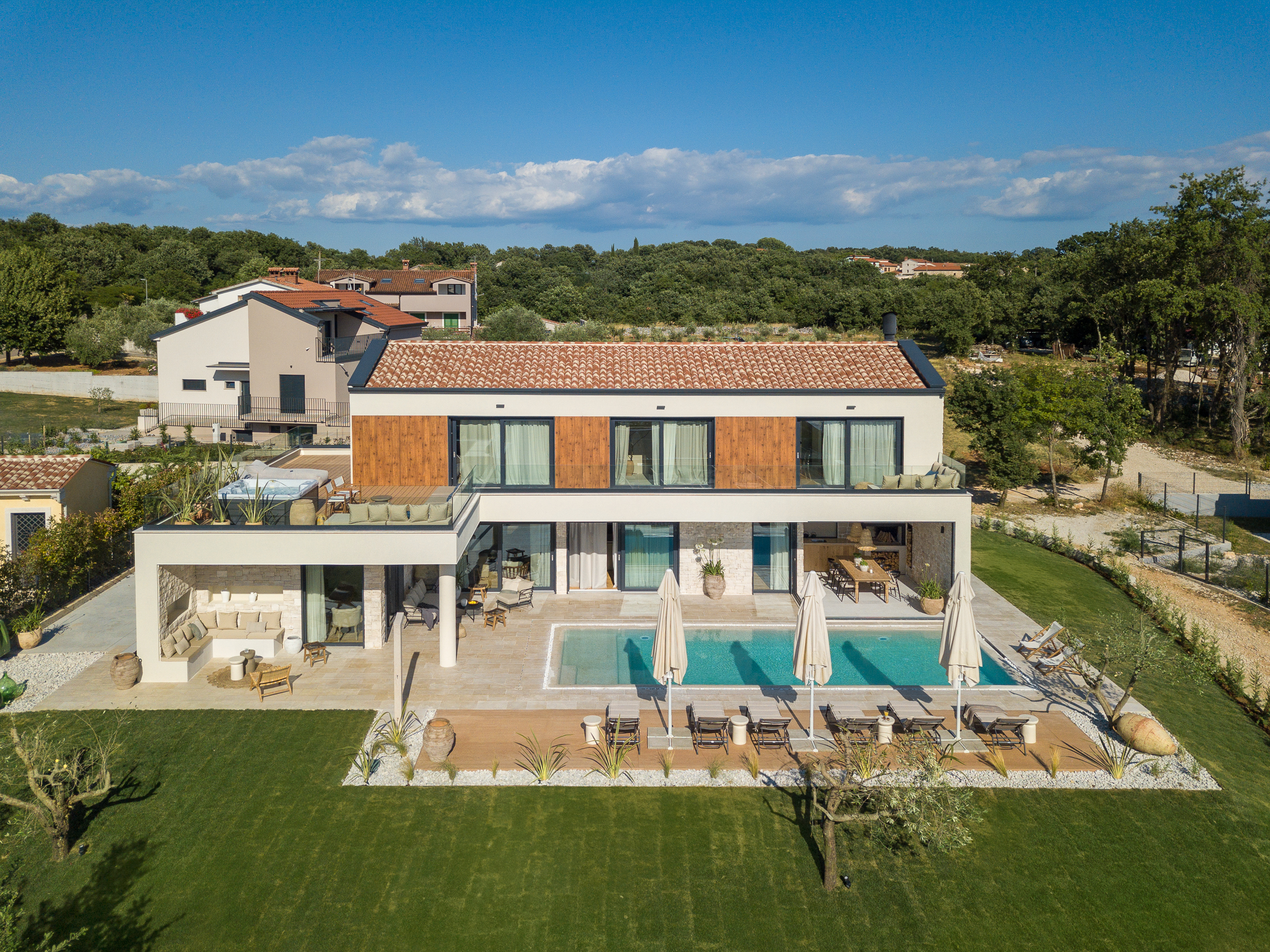 Casa Novita: heated infinity pool, sauna and sea view