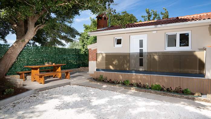 Villa Cvita in Šišan with private pool and summer kitchen, 12