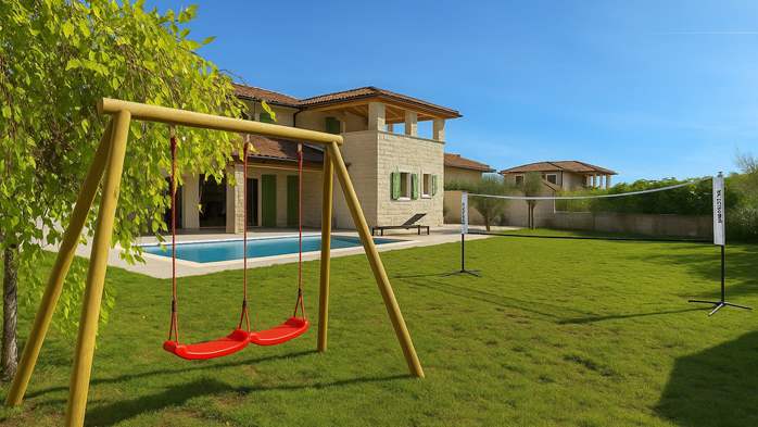 Villa Lunistra with pool and table tennis, 8