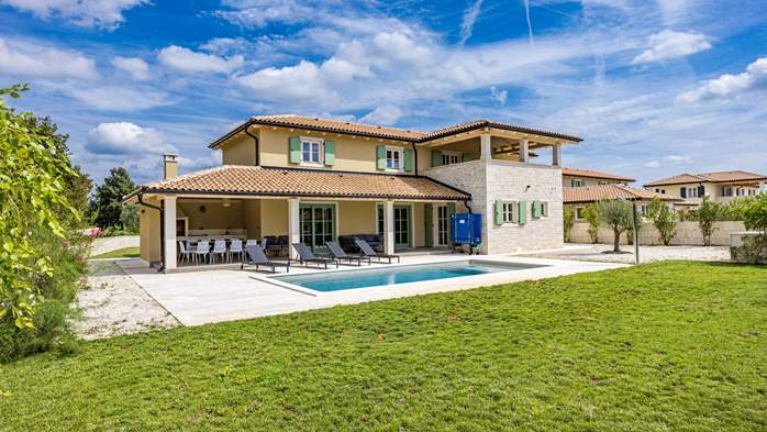 Villa Lunistra with pool and table tennis, 3