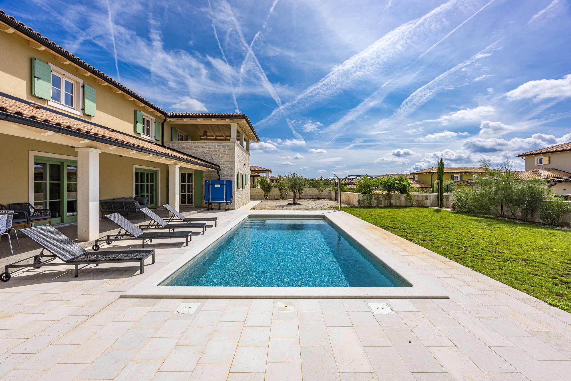 Villa Lunistra mit Pool und Tischtennis