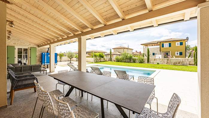 Villa Lunistra with pool and table tennis, 13