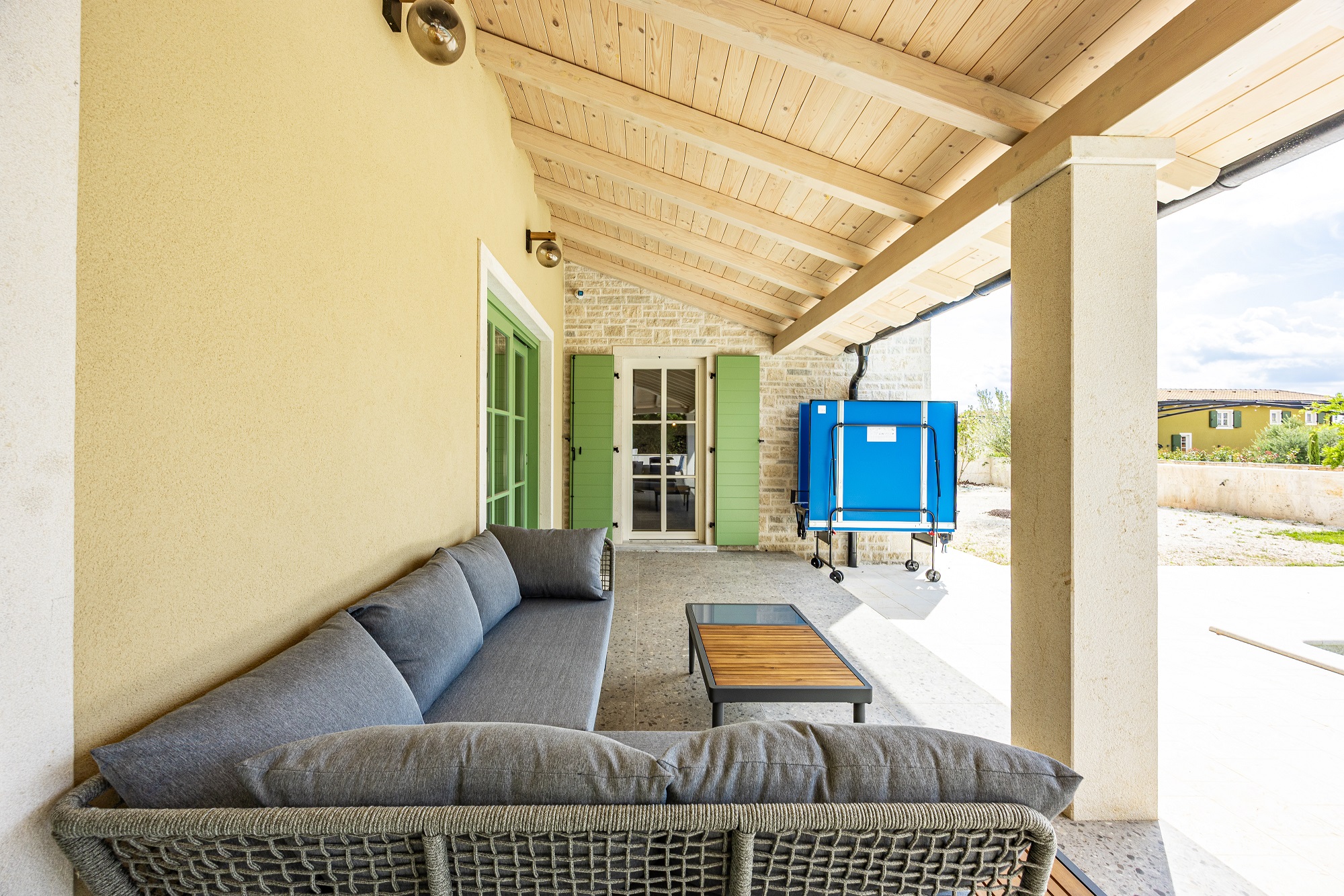 Villa Lunistra mit Pool und Tischtennis