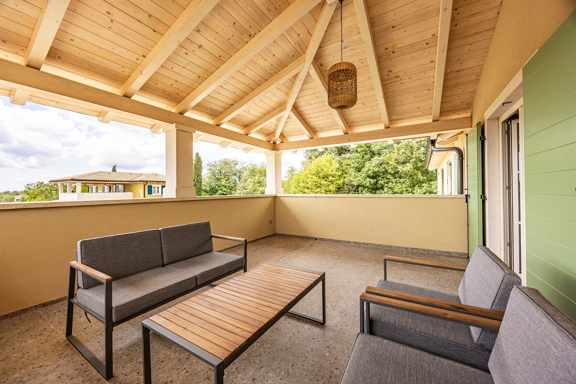 Villa Lunistra mit Pool und Tischtennis