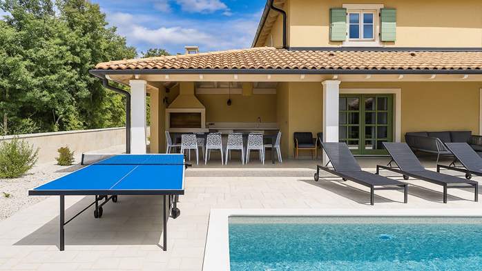 Villa Lunistra with pool and table tennis, 4