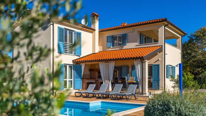 Villa Galiola near Rakalj for 6 people, 1