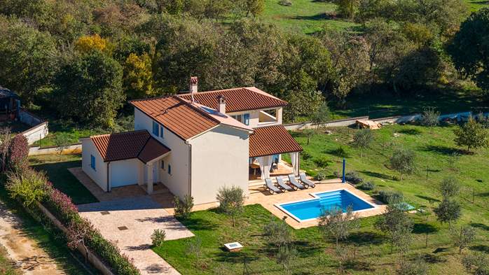 Villa Galiola near Rakalj for 6 people, 12