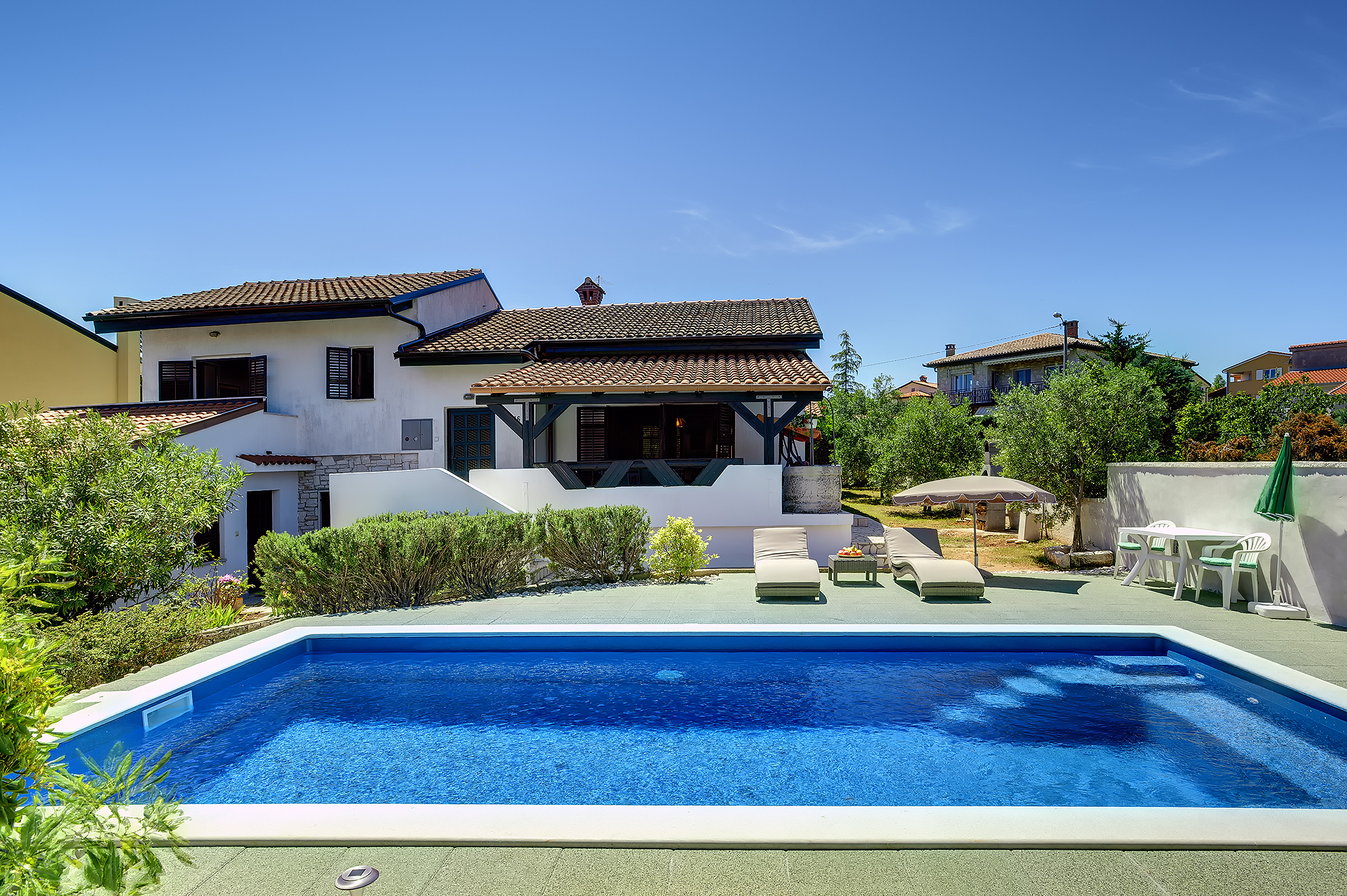 Villa a Ližnjan con piscina privata, terrazza, giardino recintato