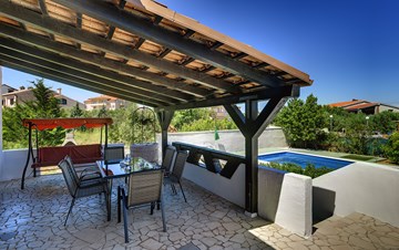 Villa a Ližnjan con piscina privata, terrazza, giardino recintato