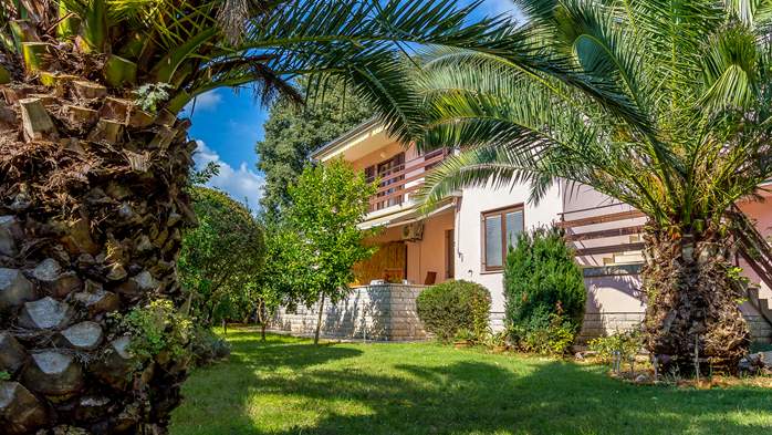 Family house with beautiful garden offers accommodation, Medulin, 19