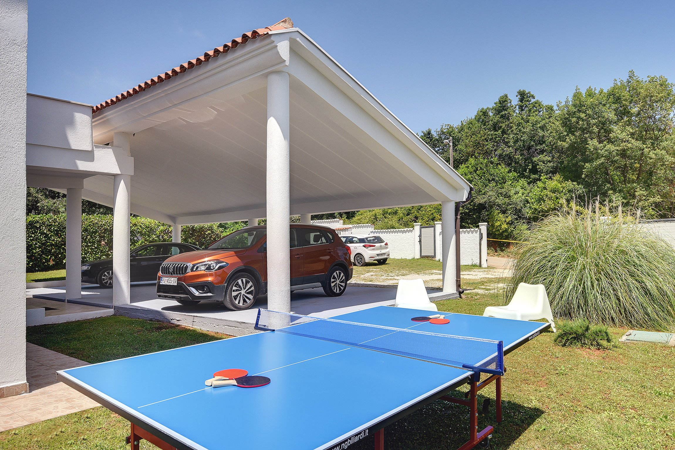 Villa with sea view, private pool, sauna and gym