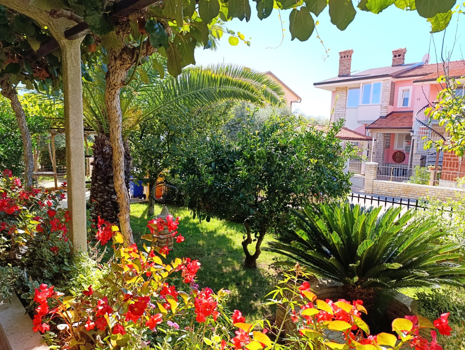 Gorgeous house in Medulin presents comfortable holiday lodging