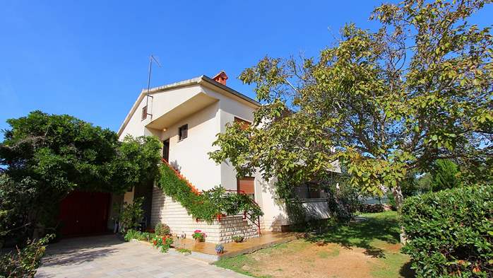 House in Medulin with landscaped garden offers spacious apartment, 15