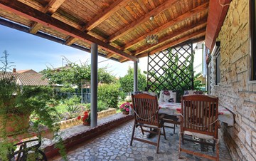 Family house with beautiful garden offers pleasant accommodation
