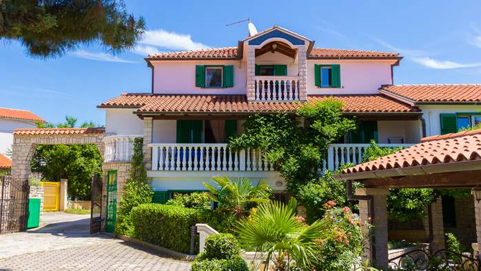 Familienhaus mit schönen Wohnungen und Pool in Medulin, 15