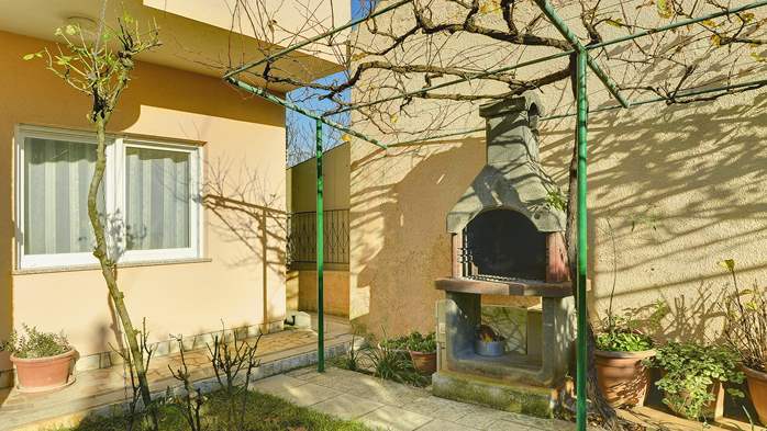 Privathaus in Pula bietet Unterkunft ideal für Familien, 23