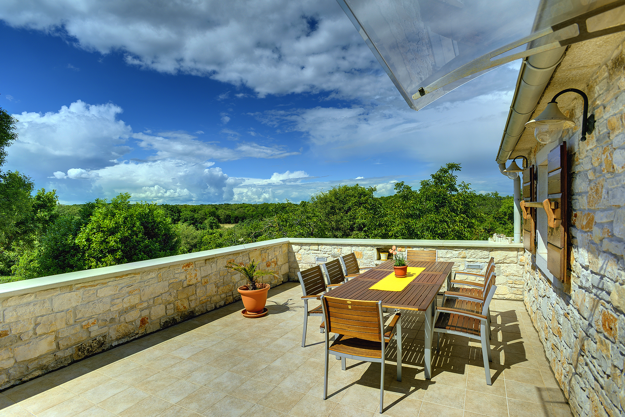 Traditionelle istrische Steinvilla mit privatem Pool und Garten