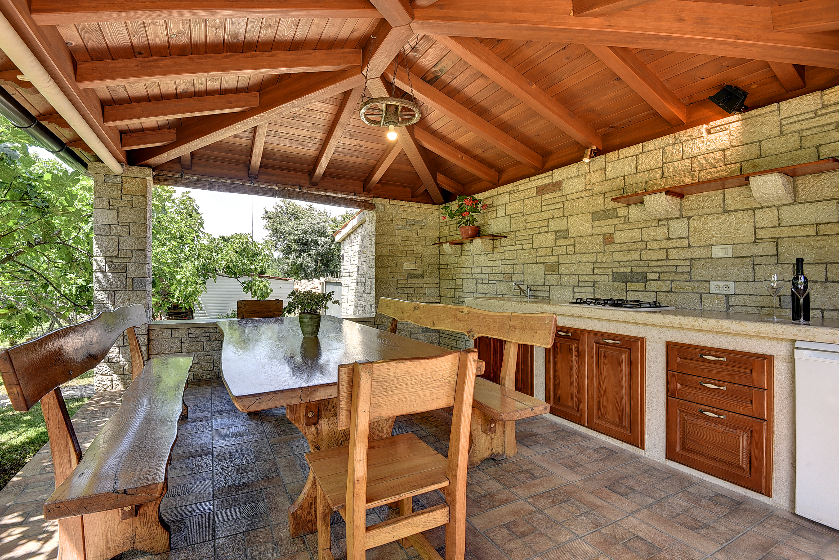 Traditionelle istrische Steinvilla mit privatem Pool und Garten