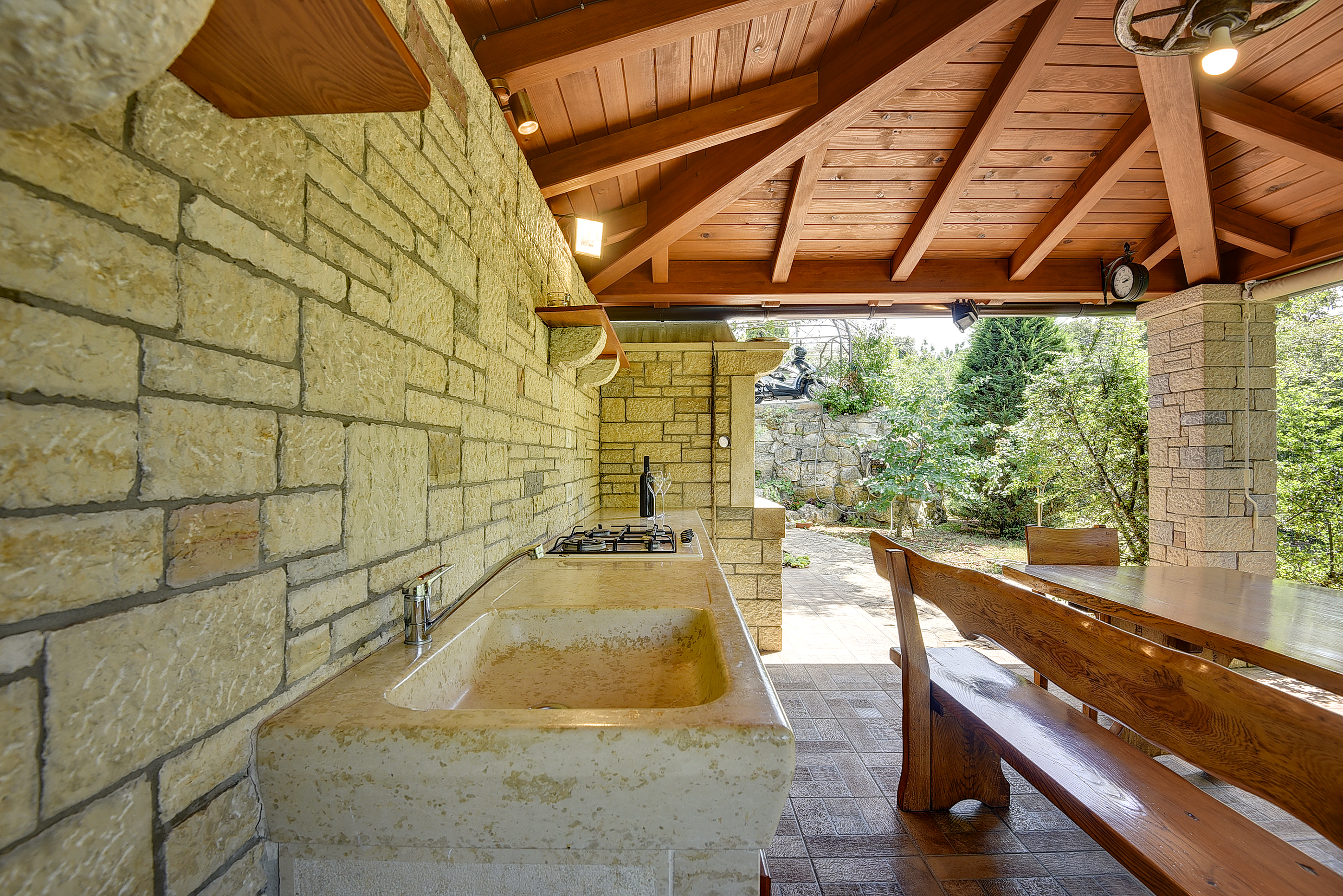 Traditionelle istrische Steinvilla mit privatem Pool und Garten