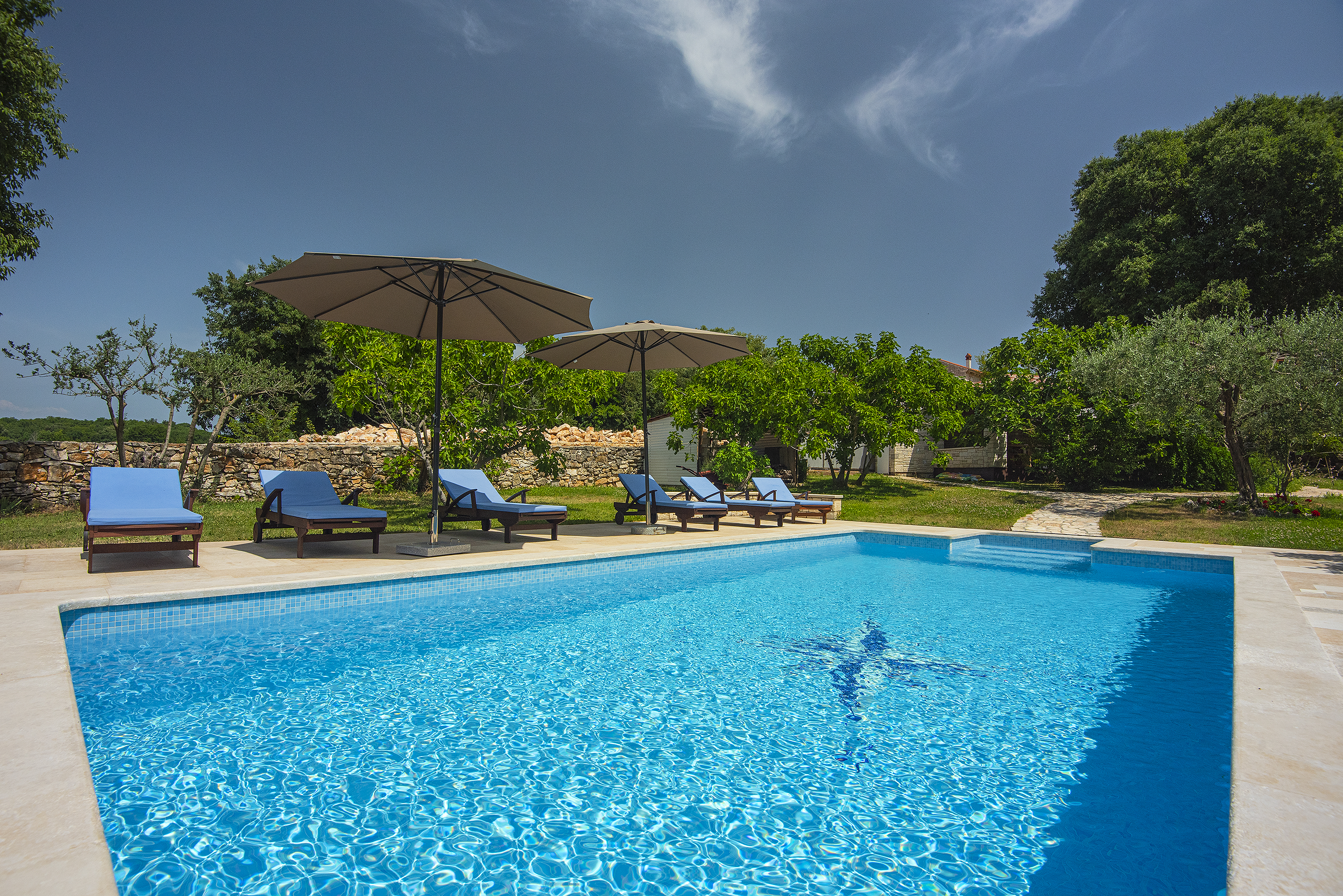 Traditionelle istrische Steinvilla mit privatem Pool und Garten